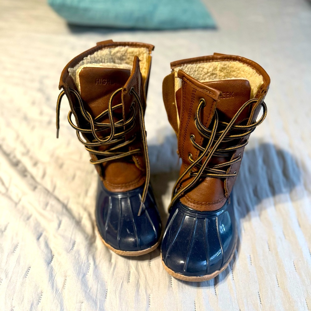Kids Sperry Duck boots